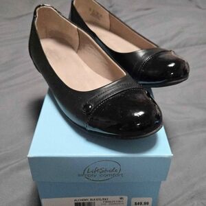 Life Stride Black Patent Cap-Toe Women's Flats 9 M - New